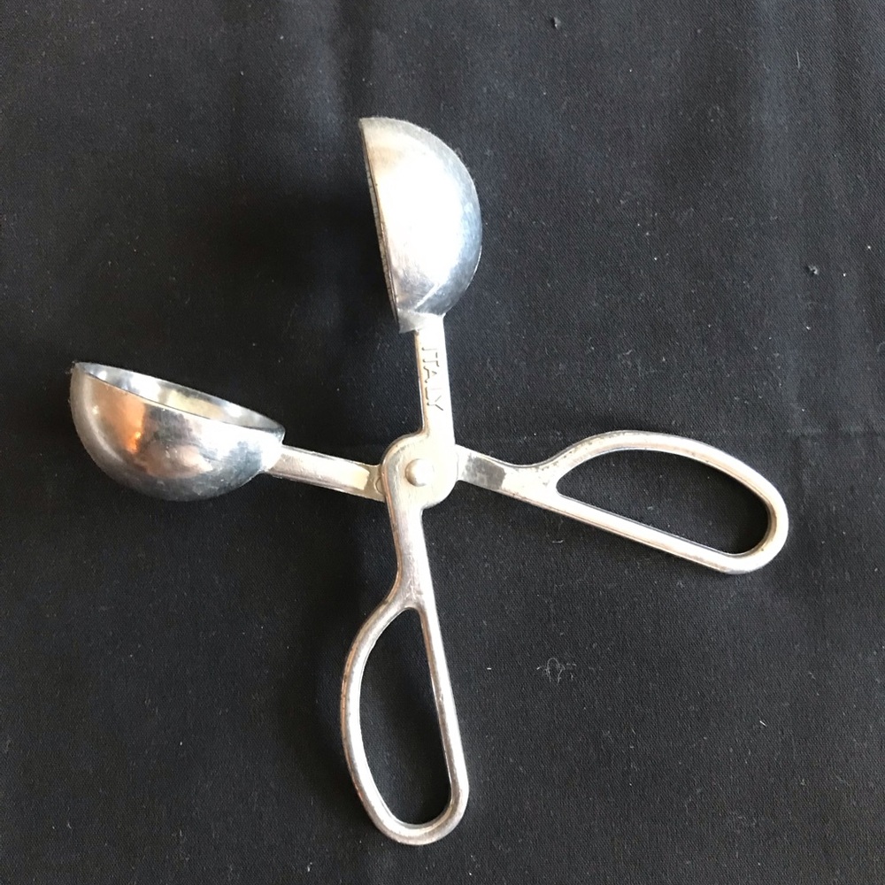 Williams-Sonoma Italian Aluminum Meatball Maker Scoop